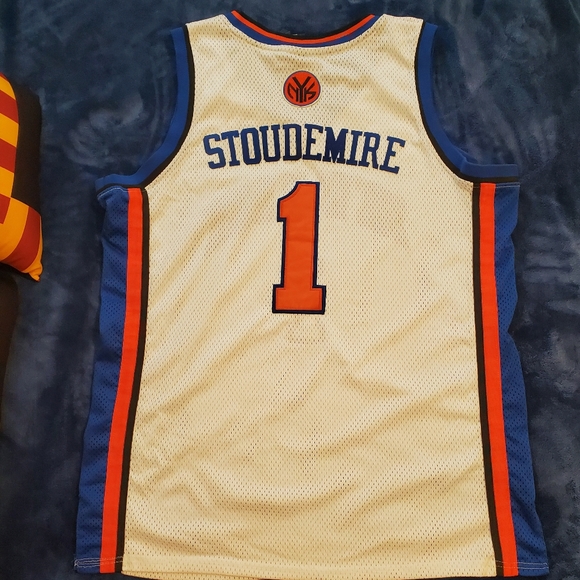 Amarè Stoudemire NY Knicks jersey - Picture 2 of 7
